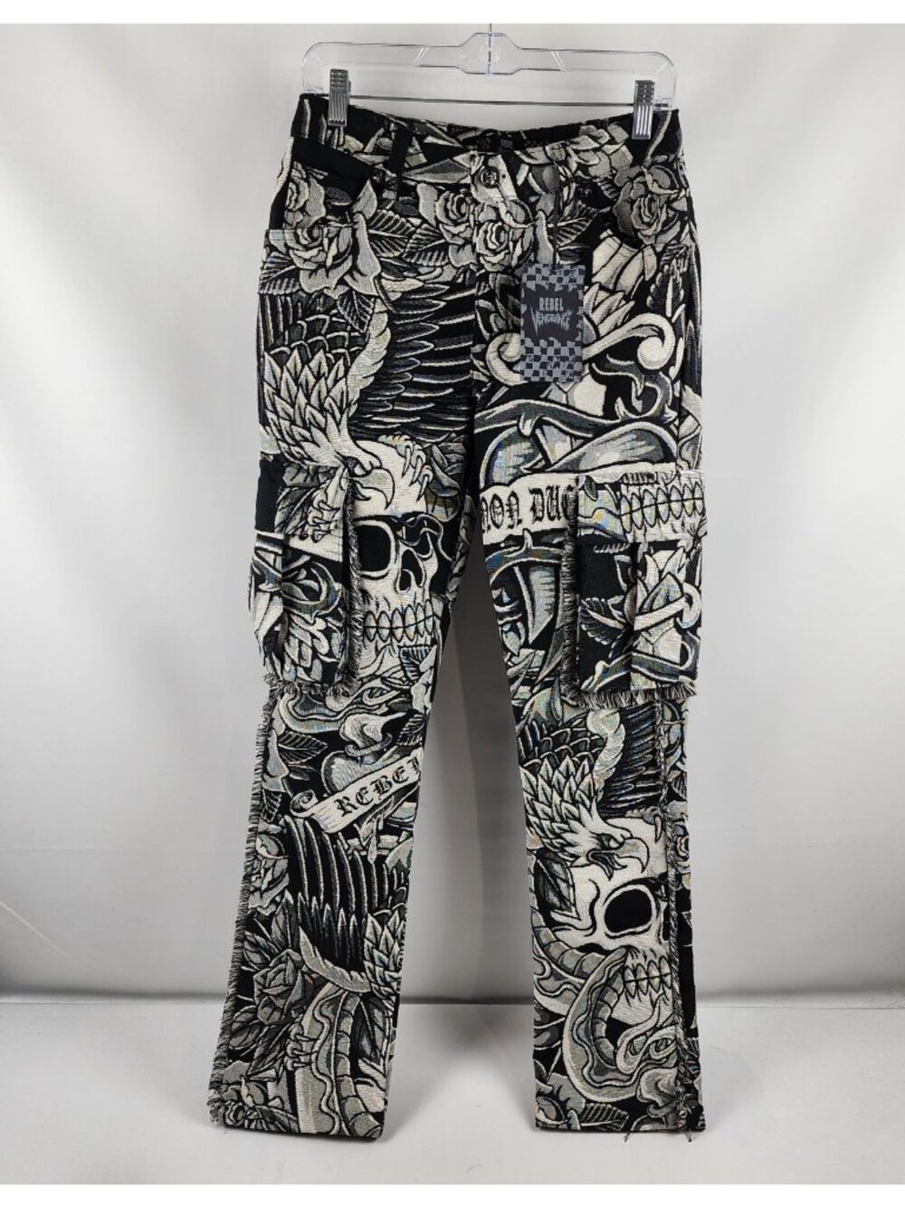 Rebel Vengeance Pants Mens 28 All Over Skull & Snakes Tapestry Cargo (28x32) NWT